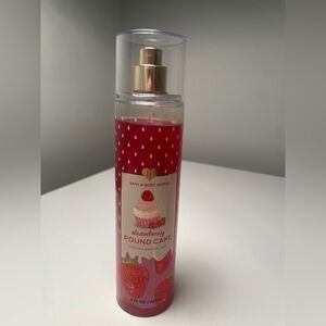 Bath & body Works Strawberry‎ poundcake mist classic body spray Y2K